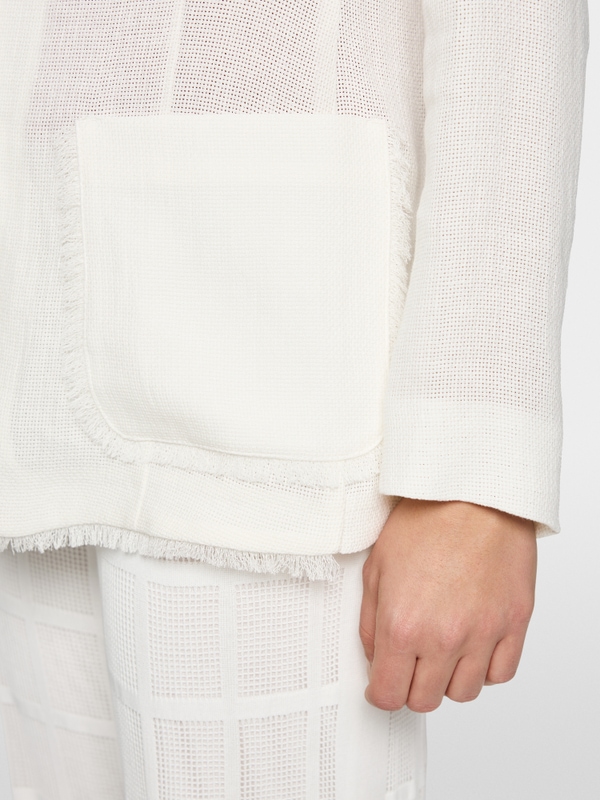 Summer blazer made of linen and viscose