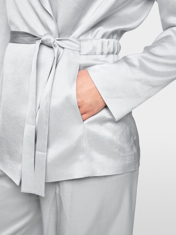 Elegant wrap blazer with waist belt