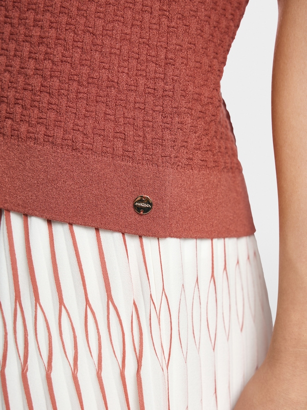 ‘Knitted in Germany’ viscose top