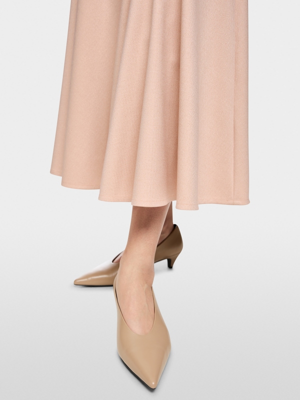 Midi skirt with voluminous hem