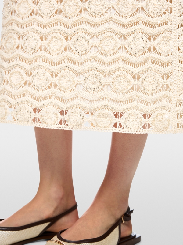 Openwork skirt with mini beads