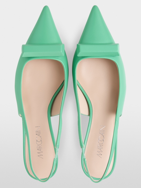 Escarpins à bride élégants à talons en cuir