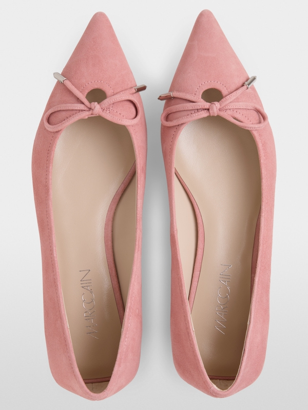 Pointed suede ballerina flats with bow