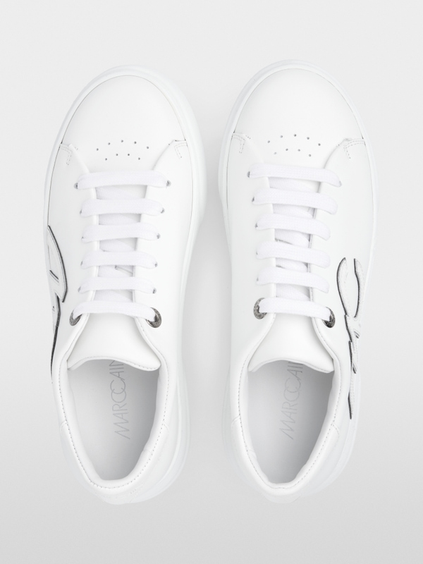 Baskets à semelles compensées en cuir de veau