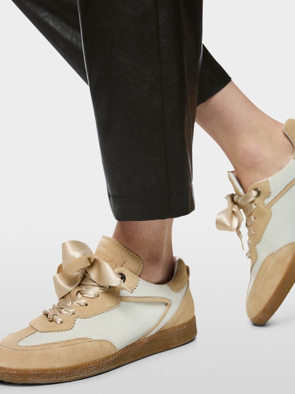 RANCHI pants with a high waist