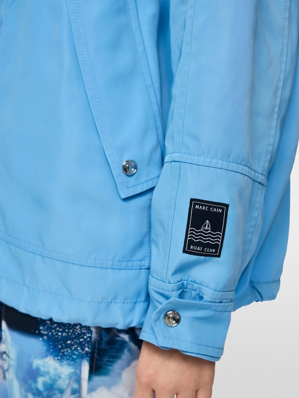 Outdoor jacket with hood