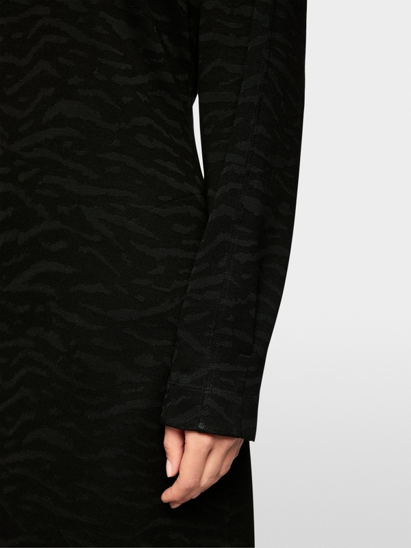 Robe en maille avec imprimé animalier