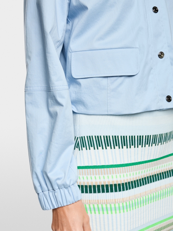 Short cotton jacket with mesh lining