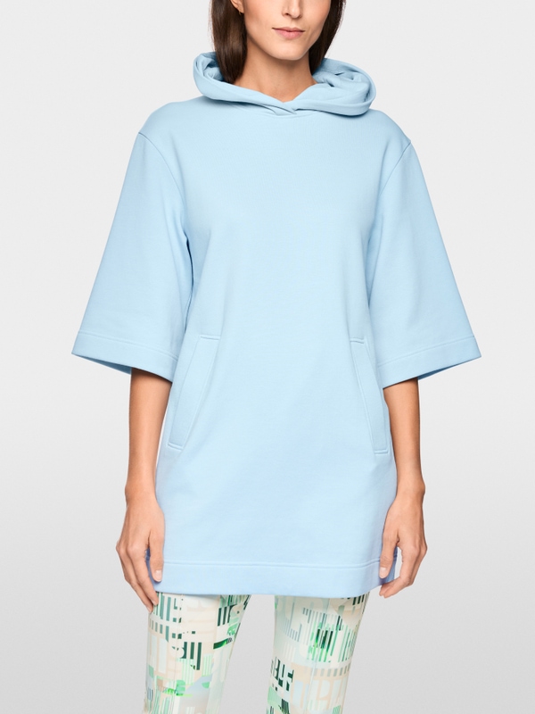 Loose-fitting hoodie