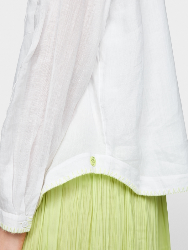 Polo collar ramie blouse with stitching