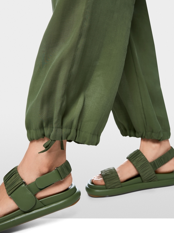 REWARI jogging-style trousers