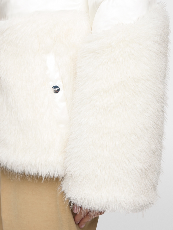 Quilted jacket with faux fur