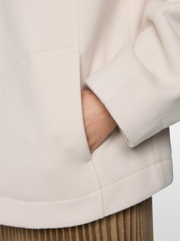 Jacket in new wool with cashmere