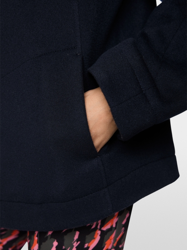 Jacket in new wool with cashmere