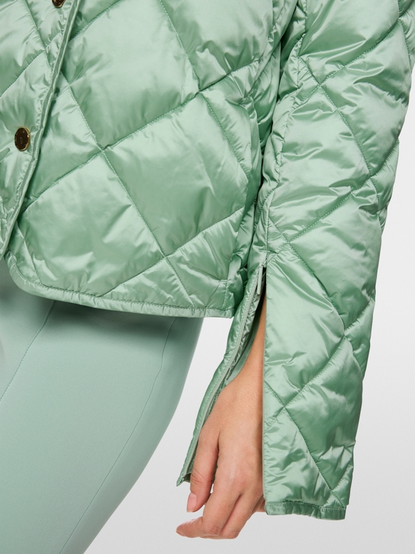 Veste matelassée à boutons décoratifs