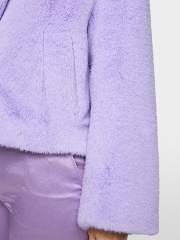 Short faux fur outdoor coat