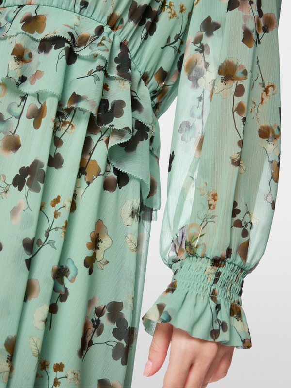 Robe à fleurs avec volants