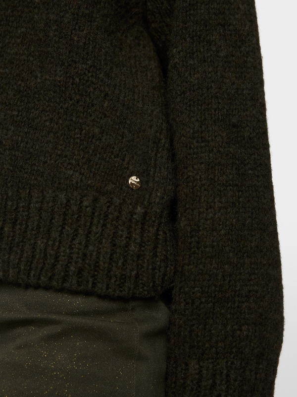 ‘Knitted in Germany’ chunky knit jumper