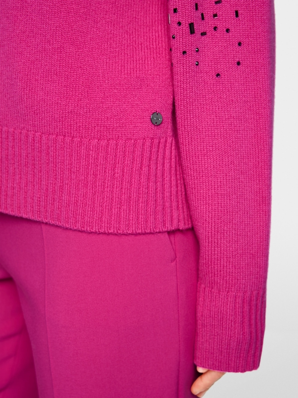 Elegant jumper with rhinestone details