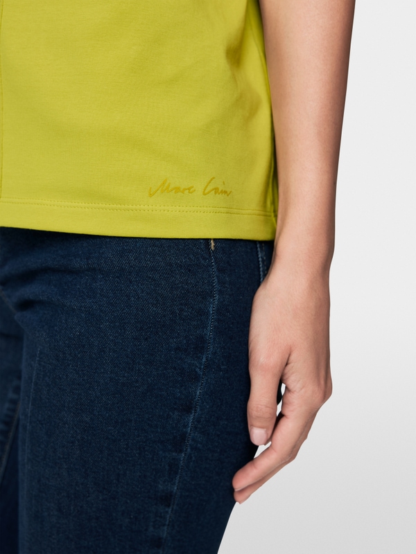 Elegant T-shirt