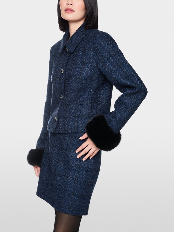 Jacket with detachable faux fur