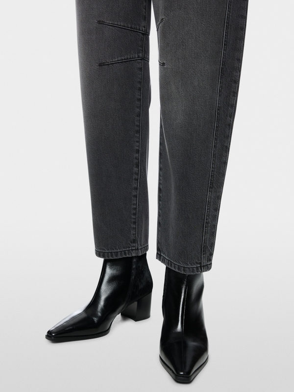 RUMA O-Shape relaxed fit jeans