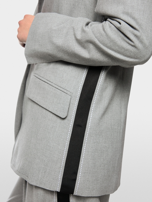 Blazer with patterned lining