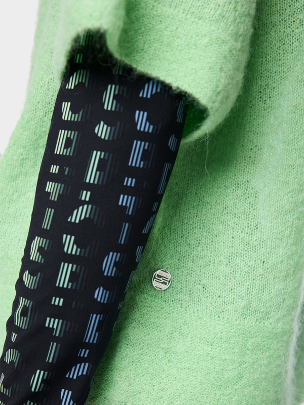 ‘Knitted in Germany’ shortsleeve jumper