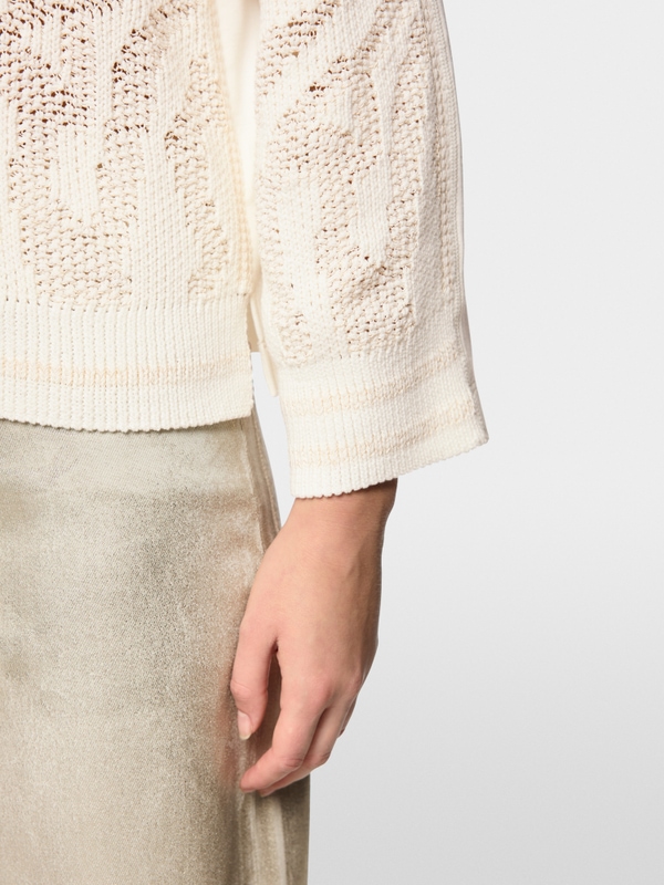 ‘Knitted in Germany’ V-neck jumper