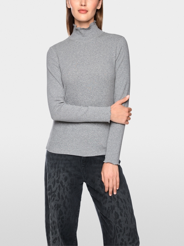 Fitted turtleneck shirt