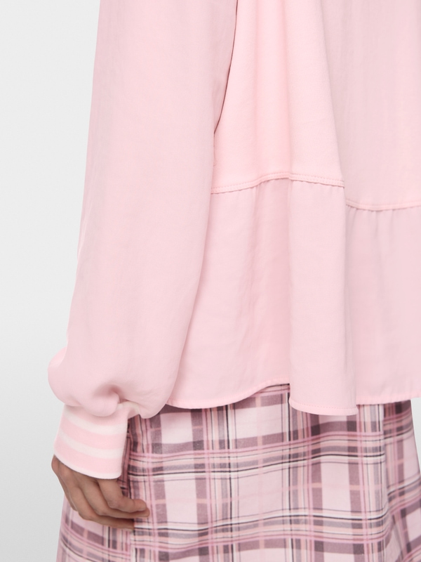Blouse with polo collar and flounce