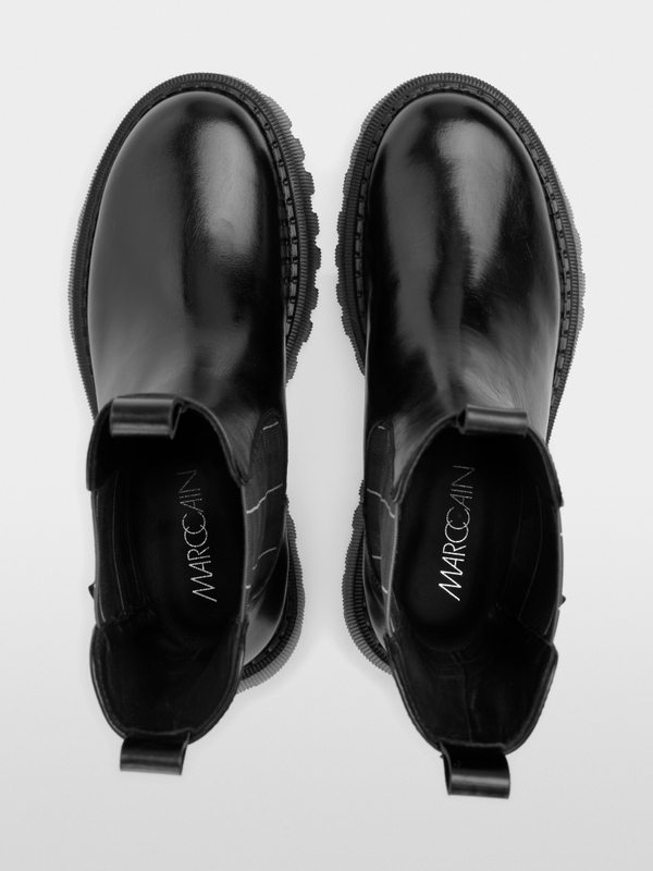 Calfskin Chelsea boots