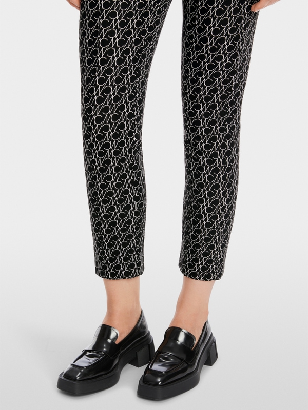 Modell SYDNEY Hose aus Technostretch
