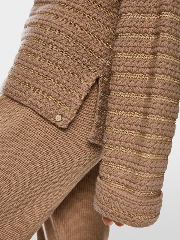 Rollkragenpullover Knitted in Germany