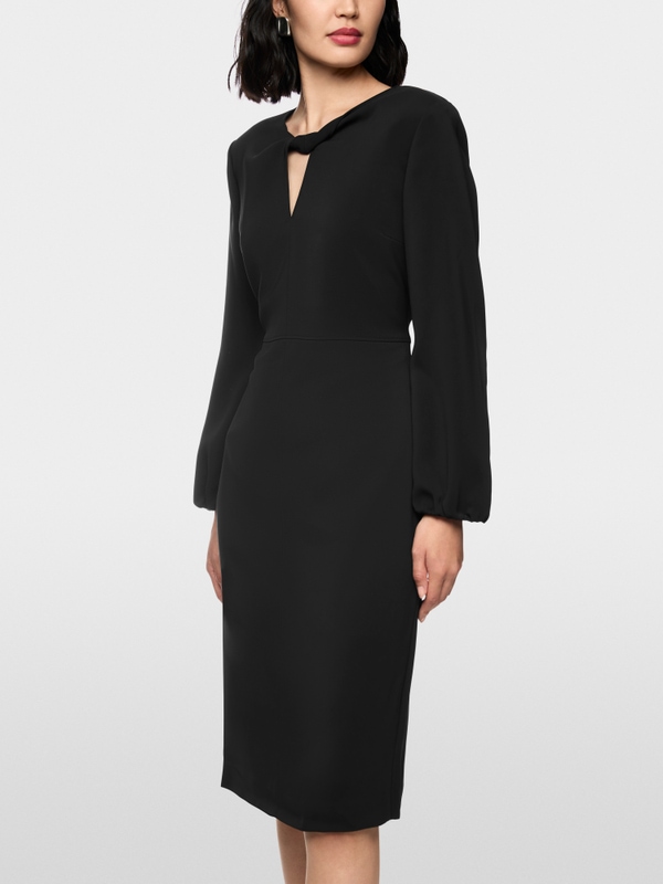 Elegante jurk met overslagdetail