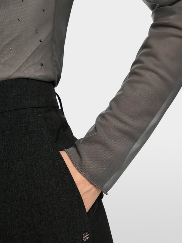 Mesh-Longsleeve mit Hotfixsteinchen