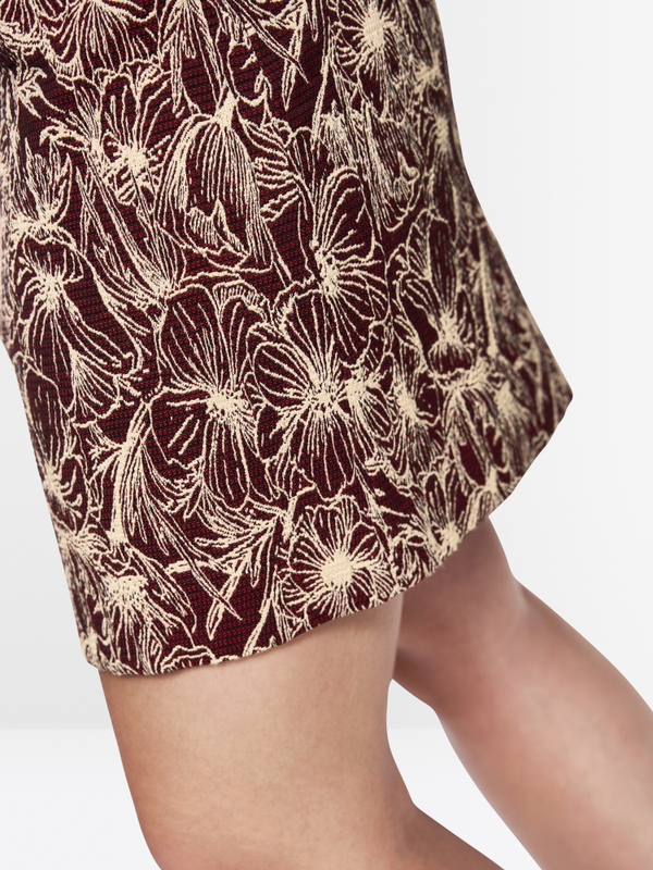 Mini-jupe avec motif jacquard floral