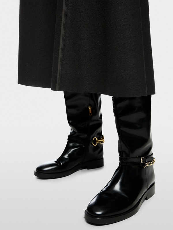 Vilten rok Knitted in Germany