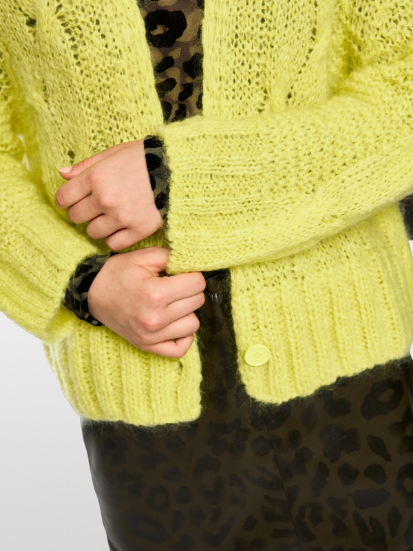 Cardigan en maille fine Knitted in Germany