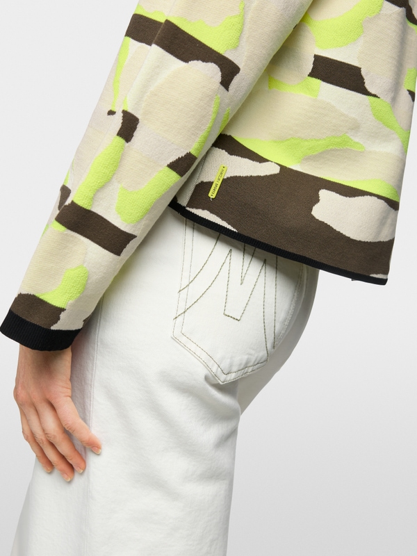 Knitted in Germany vest met luipaarddessin
