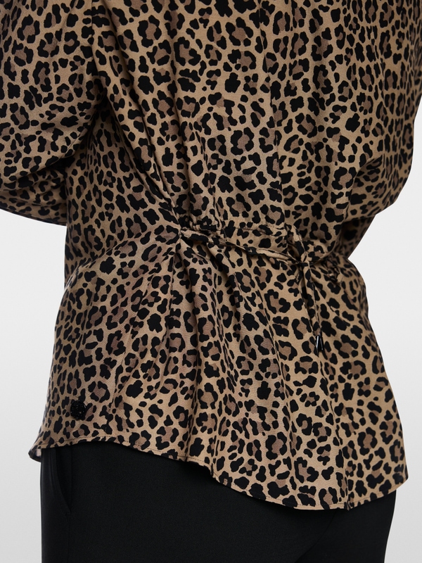 Viscose blouse with leopard print
