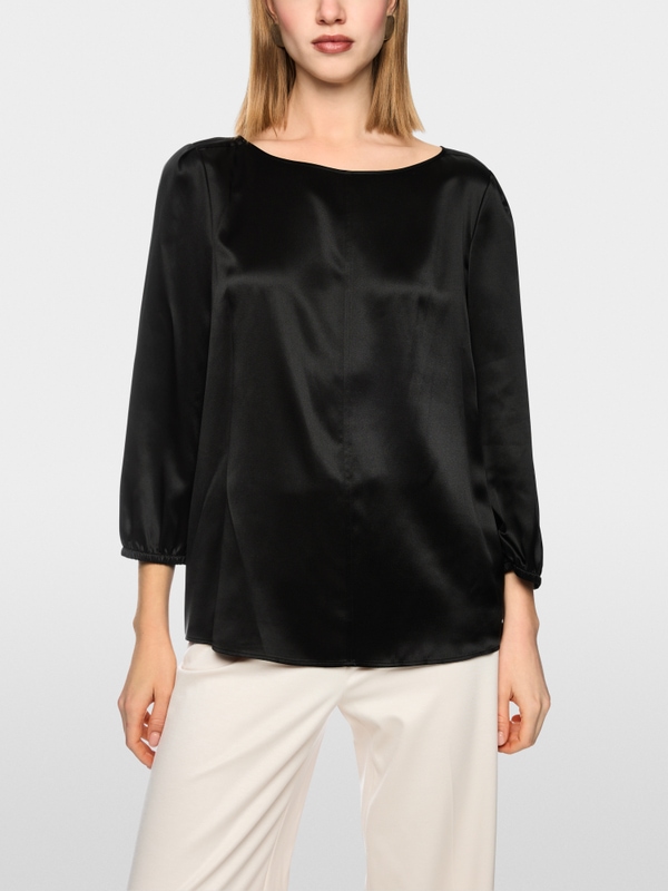 Feminine blouse in pure silk
