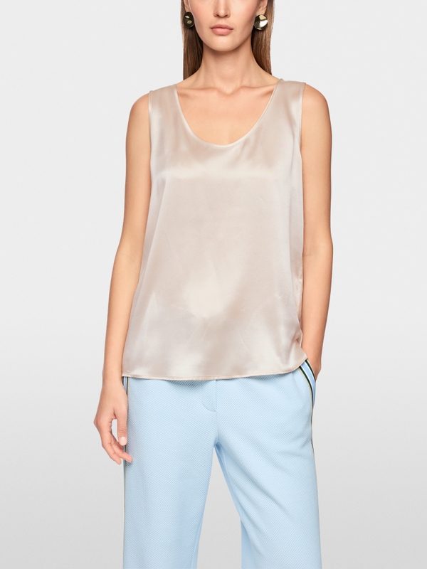 Zijden top met ronde hals