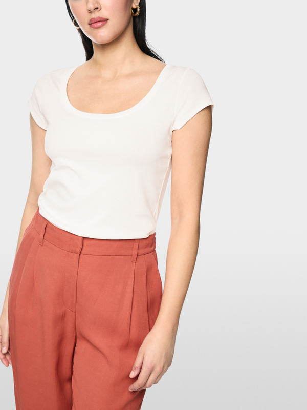 Basic shirt made from stretch cotton