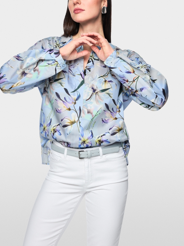 Blouse with all-over lily print