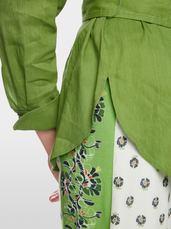 Linen-viscose blend safari blouse