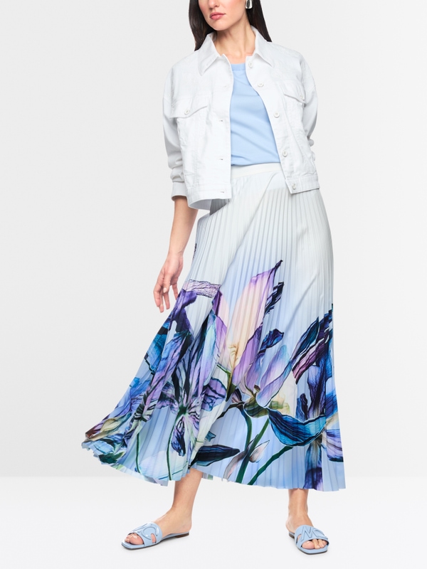 Pleated midi skirt with lily print