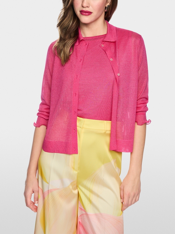 Fine-knit cardigan with floral buttons