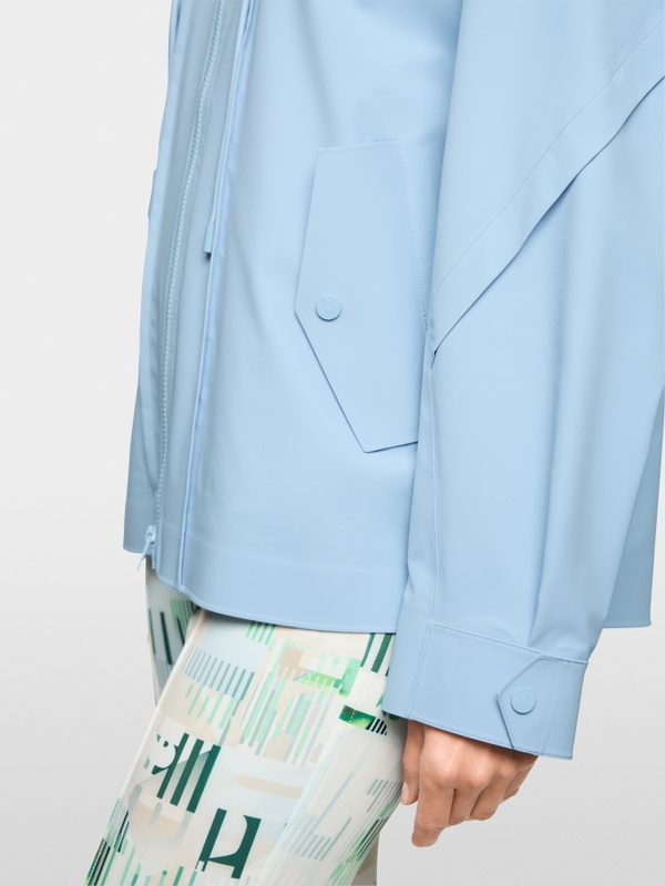 Lightweight outdoor jacket with hood