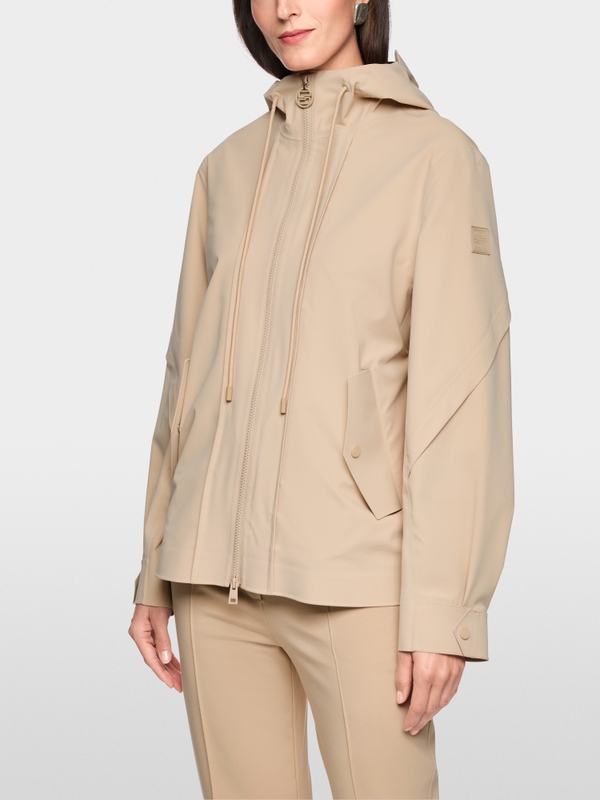 Lightweight outdoor jacket with hood